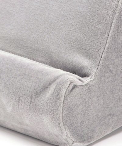 details Coussin pour tenir livre